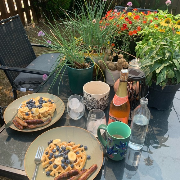 Meet your Posher, Lola - Picture 7 of 11